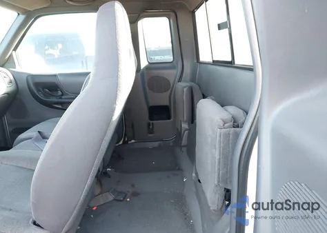 2002 Ford Ranger Edge/Tremor/Xlt from USA, damaged, VIN 1FTYR44U82PA04577